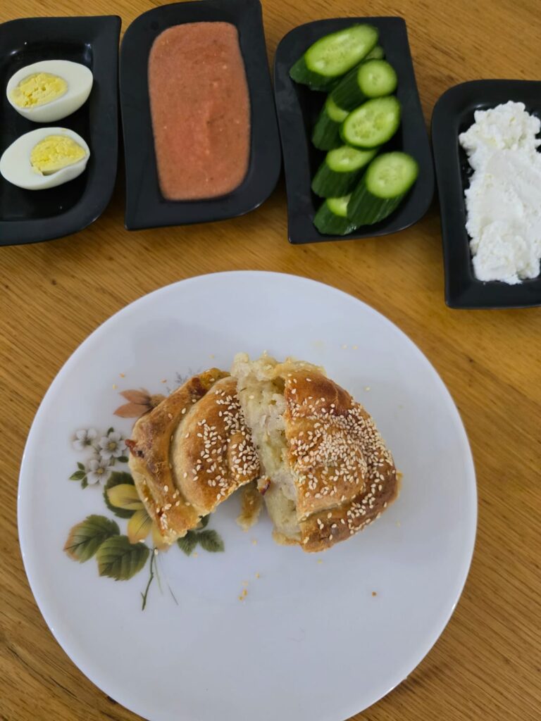 בורקס טורקי במילוי תפוח אדמה וגבינה