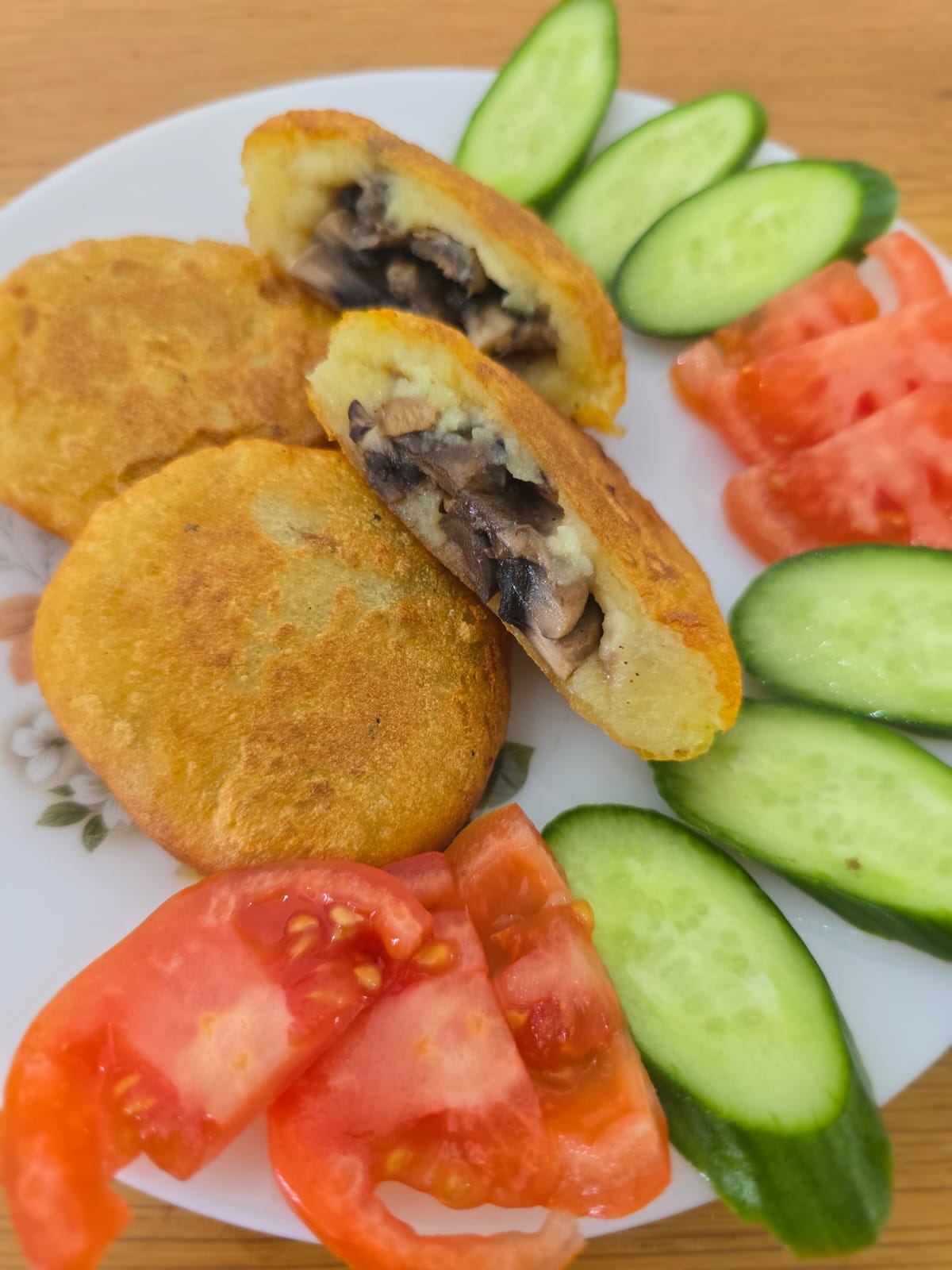 בסטיל פטריות שמפניון